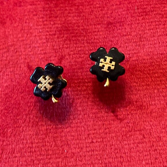Tory Burch Resin Clover Stud Earrings Black Yellow Gold - Picture 2 of 7